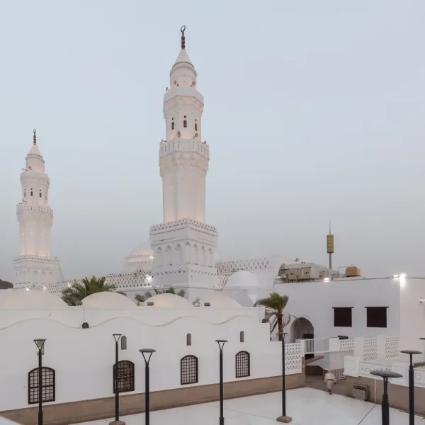 مسجد القبلتين عند الغروب